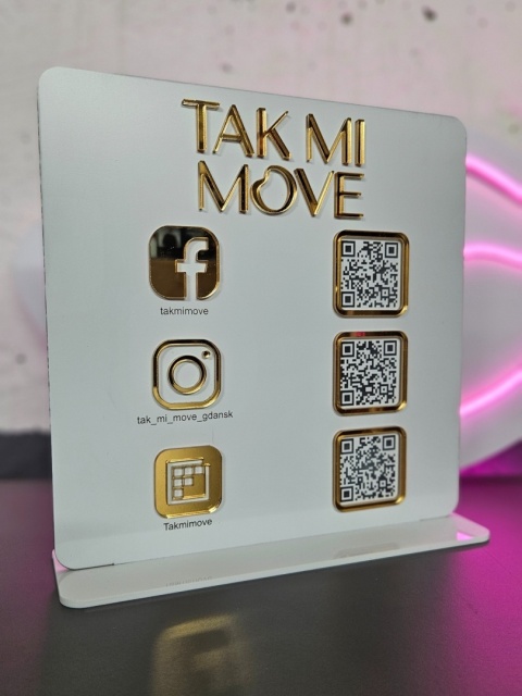 Prezenter stand stojak social media z 3 kodami QR i logo z plexi | KONFIGURATOR Prezenter stand stojak social media z 3 kodami QR i logo z plexi | KONFIGURATOR