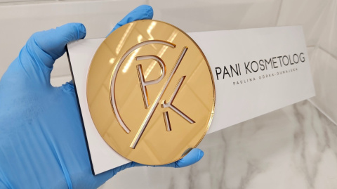Tabliczka na drzwi lub ścianę z logo i nazwą firmy | KONFIGURATOR Tabliczka na drzwi lub ścianę z logo i nazwą firmy | KONFIGURATOR