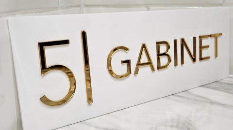Tabliczka 3D na drzwi - gabinet nr 5 | KONFIGURATOR Tabliczka 3D na drzwi - gabinet nr 5 | KONFIGURATOR