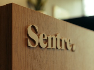 Logo z plexi na ścianę | błyszące lub matowe | KONFIGURATOR