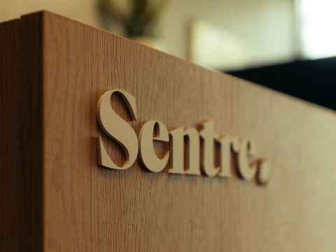 Logo z plexi na ścianę | błyszące lub matowe | KONFIGURATOR