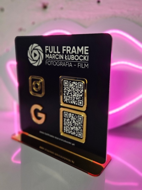 Prezenter / stand / stojak z 1 lub 2 kodami QR - Zamówienie indywidualne - pakiet 4 szt.