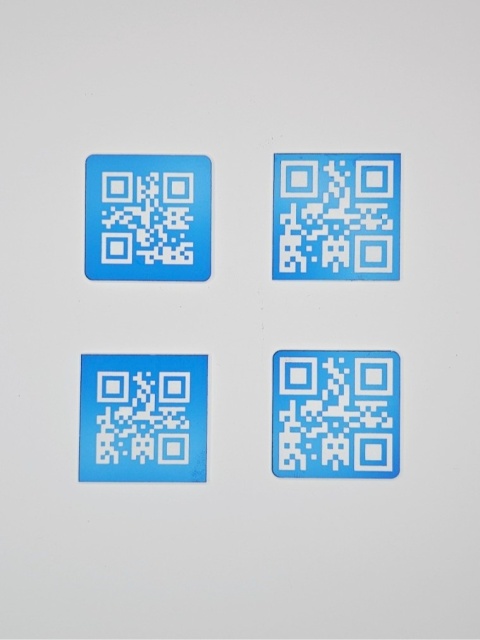 Naklejka z kodem QR | KONFIGURATOR