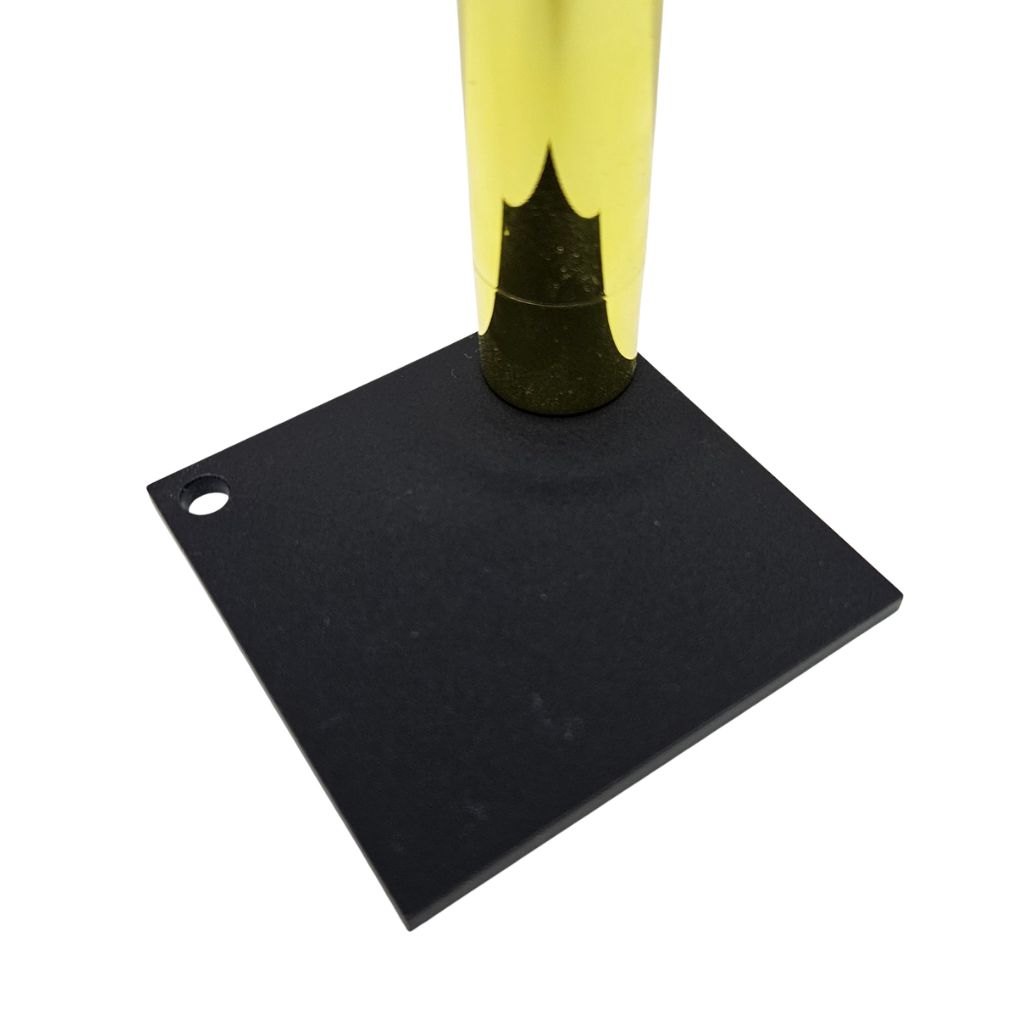 Plexi-czarna-matowa-5-Laserowa-precyzja.jpg
